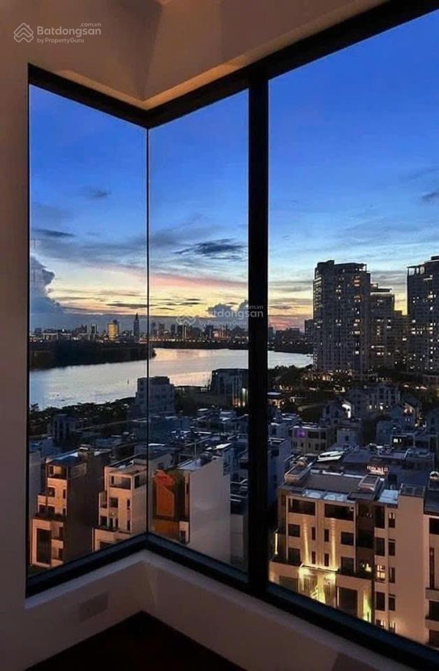 Bán căn góc 2pn đẹp nhất one verandah đã có sổ hồng tầng cao view sông sg quận 1