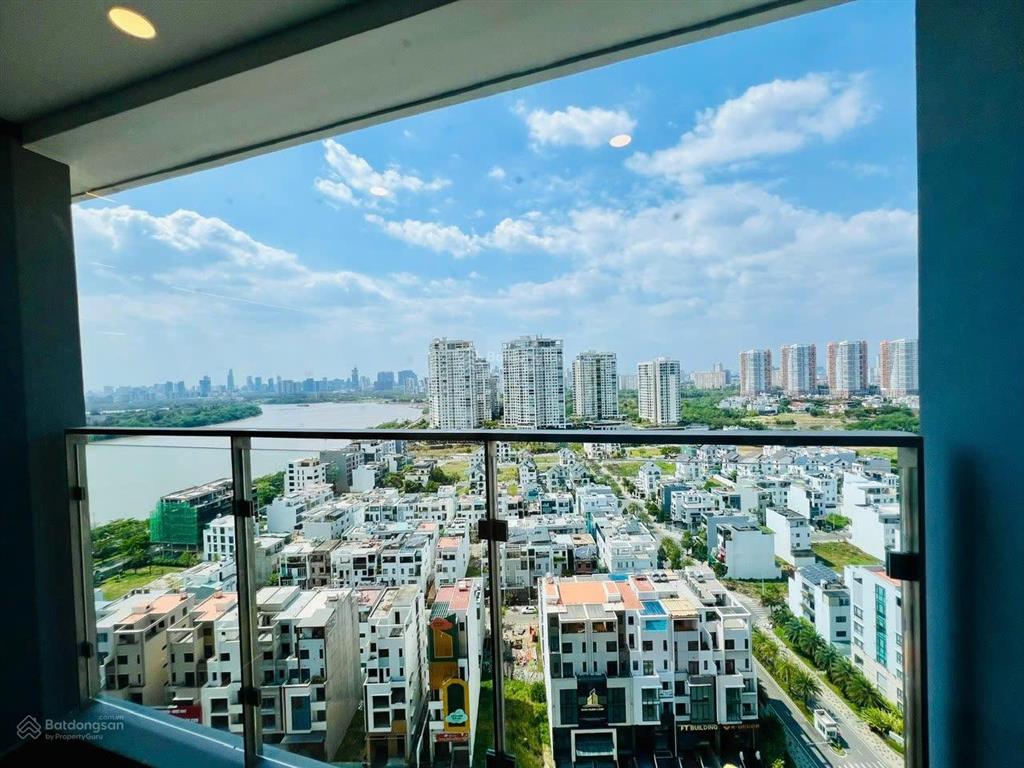 Bán căn góc 2pn đẹp nhất one verandah đã có sổ hồng tầng cao view sông sg quận 1