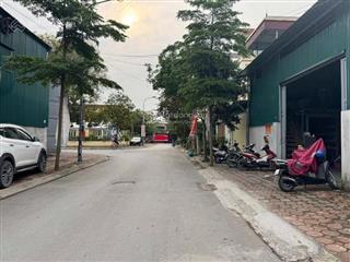 Kiêu kỵ bán 80m2 vuông vắn, ô tô thông. giá chỉ 70tr/m2