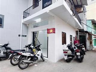 50m ra hoàng diệu quận 4, hẻm lớn, thông khu 20 thước, sổ riêng, 3.65 tỷ