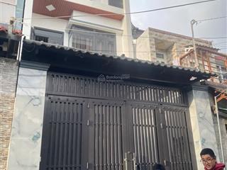 Nhà đẹp hẻm xe hơi lê văn lương 70m 4pn sân để xe 10 tỷ 5