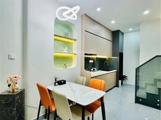 Siêu phẩm ngô tất tố bình thạnh, sát quận 1. đẹp lung linh full nội thất  2pn 2wc chỉ 4,78 tỷ