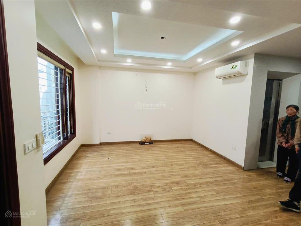 Cho thuê nhà riêng tại nguyễn tuân, thanh xuân dt 80m2, mt 6m có thang máy, 80m2, view đẹp, giá tốt