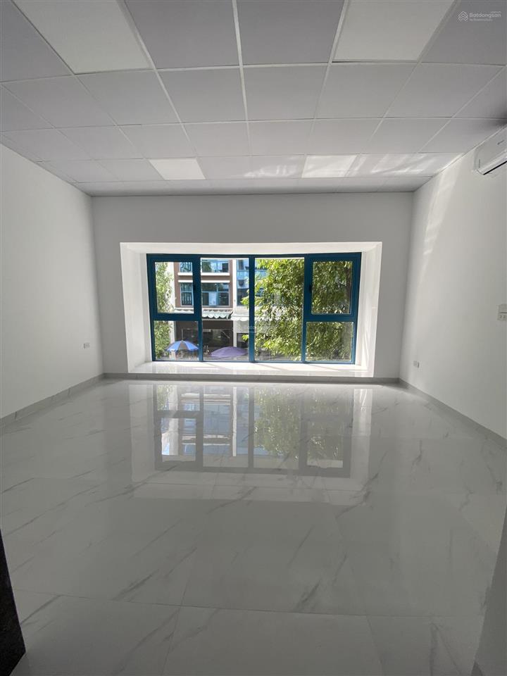Cho thuê bt siêu hot tại tsq galaxy, tố hữu, hà đông, hà nội. dt 100 m2x6t, giá 40 triệu, thang máy