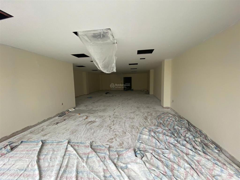 Cho thuê nhà phố võ chí công, xuân la, tây hồ, hà nội. dt 260m2x8t, mt 8m, có pccc, giá 250tr/th