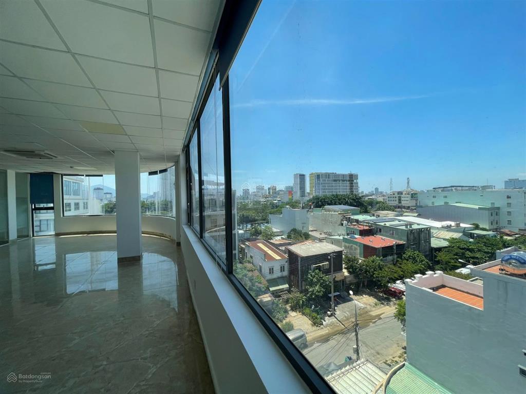 Văn phòng 30  60 người gần sân bay, miễn phí làm ngoài giờ, miễn phí bãi xe