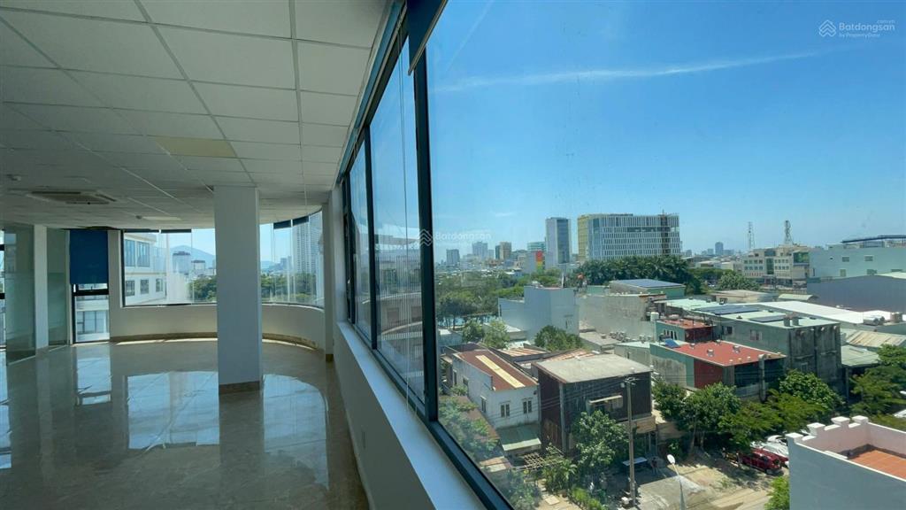 Văn phòng 30  60 người gần sân bay, miễn phí làm ngoài giờ, miễn phí bãi xe
