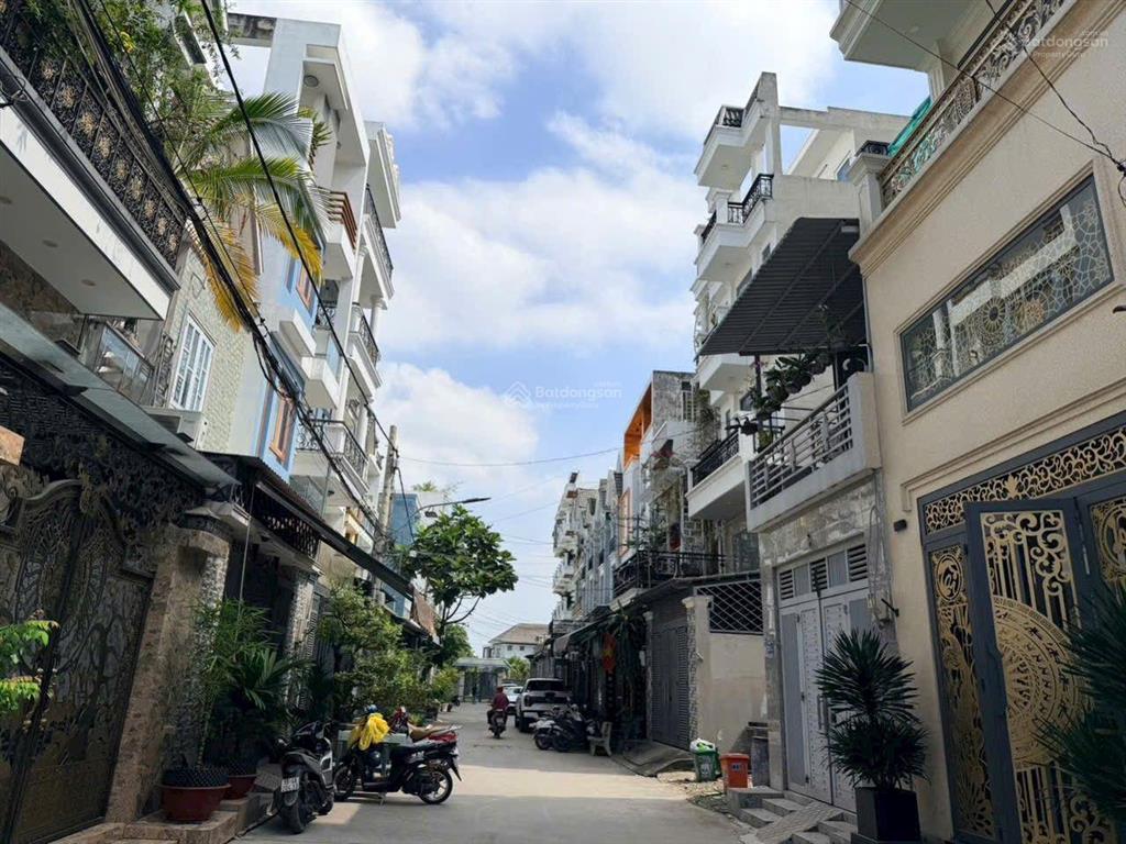 Nhà nguyên căn cho thuê gần qlo1a gỗ vấp