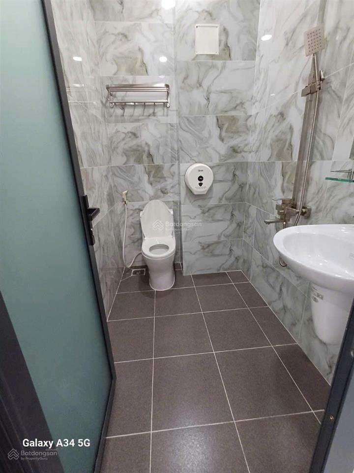 Cityland park hills, mặt tiền phan văn trị p10 5x20m 4 lầu thang máy 8pn 5wc= 50 triệu