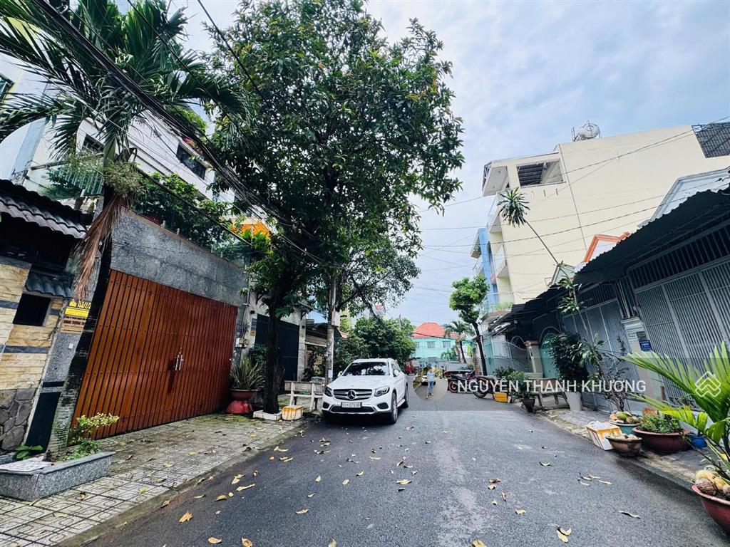 Cho thuê phòng căn hộ dịch vụ 30m2 ( sẵn máy lạnh ) ngay công viên làng hoa