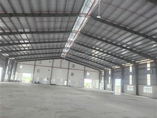 Cho thuê kho đường nguyễn cửu phú, bình chánh  diện tích 2400m2  giá 180 triệu/tháng
