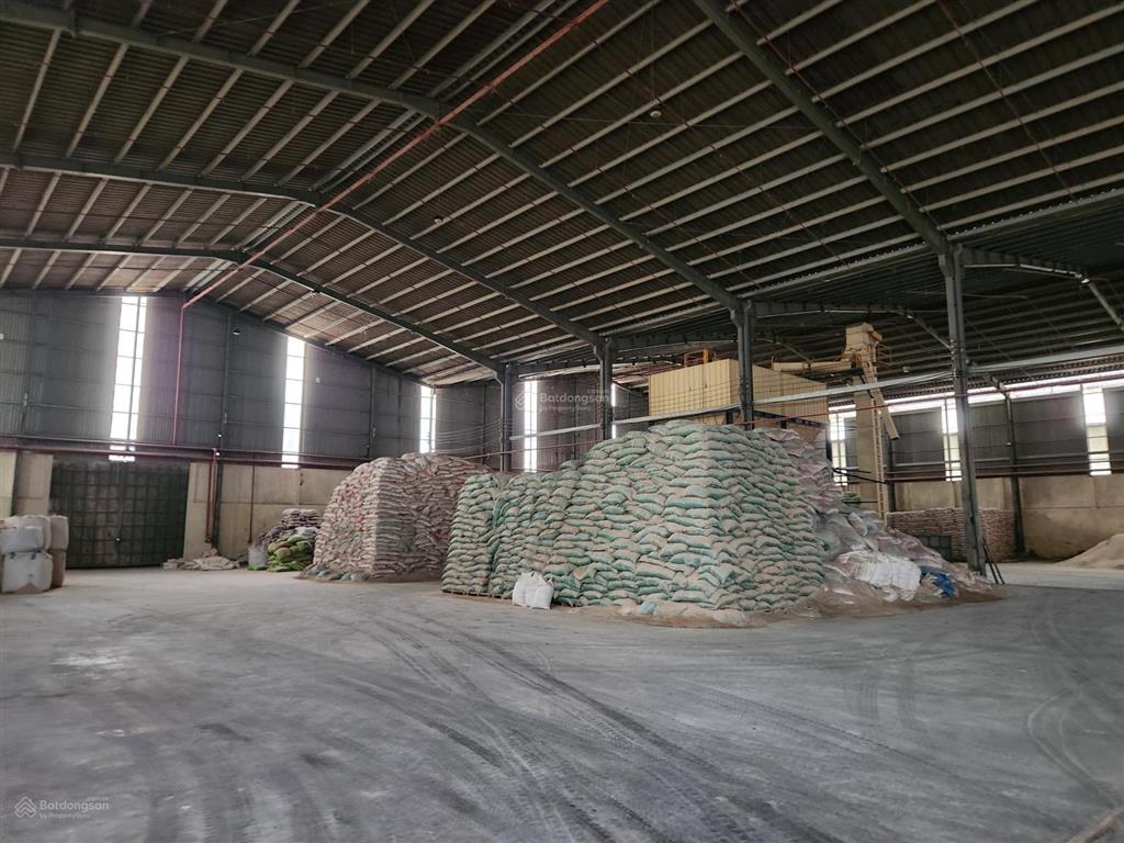 Cho thuê kho xưởng quốc lộ 1a  bình chánh  nhà xưởng 3.000m2  giá 75 nghìn/m2/th