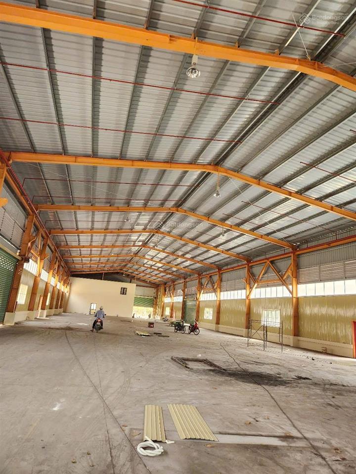 Cho thuê kho xưởng khu cn phúc long. bến lức  diện tích 2.200m2  giá 100 nghìn/m2