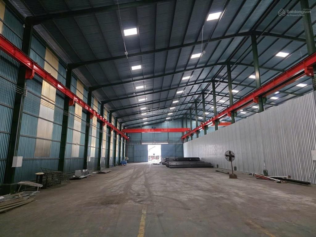 Cho thuê kho xưởng đường quốc lộ 1a. bến lức  nhà xưởng 1.600m2  giá 65 nghìn/m2