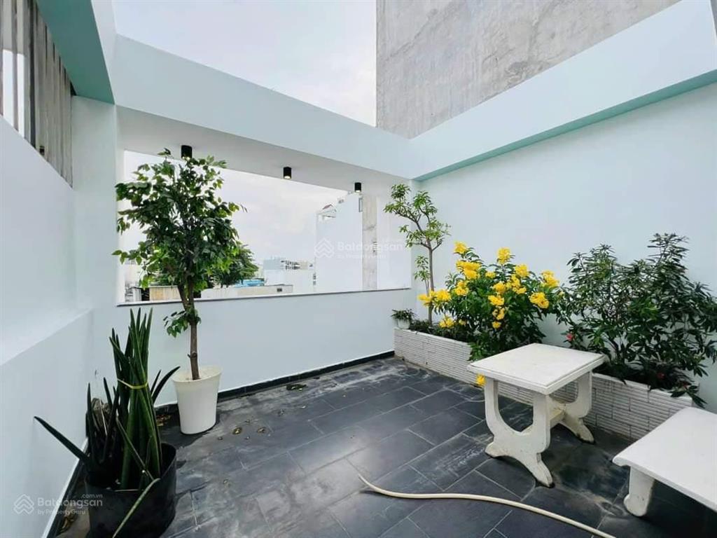 Bán nhà mới kdc bình phú 4x16m 3 lầu full nội thất