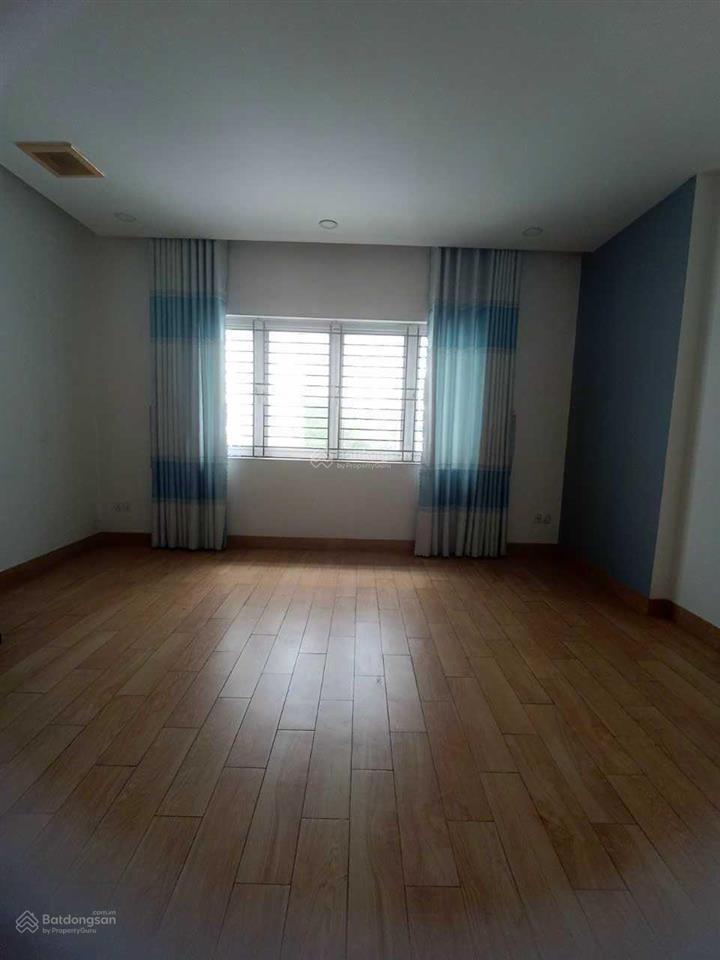 Bán nhà kdc bình phú 5x20m, 3 lầu mới tinh
