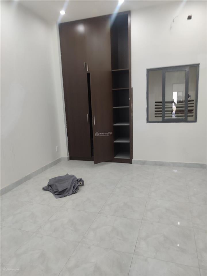 Bán nhà ngay kdc lý chiêu hoàng 4x16 2 lầu 1t