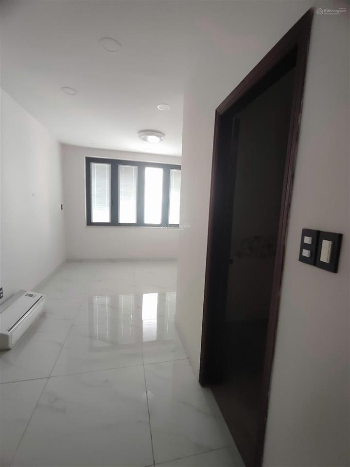 Bán lẻ hoặc nguyên cặp nhà mt chợ lớn mới 100%