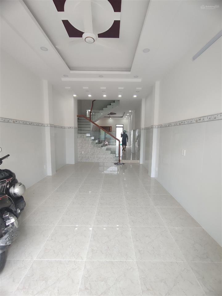 Nhà mới xây kdc bình phú 4x16 2 lầu