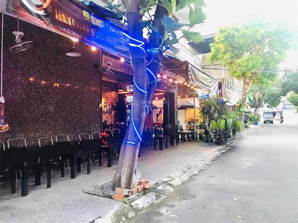 Nhà góc kdc bình phú 4x15m 3 lầu siêu đẹp xây đủ không bị chặt góc