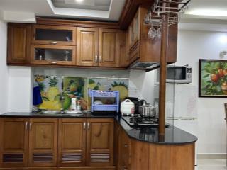 Đang trống căn hộ 2 phòng ngủ đường lê lai, quận 1, 90m2, giá thuê 17 triệu/tháng. tình trạng trống