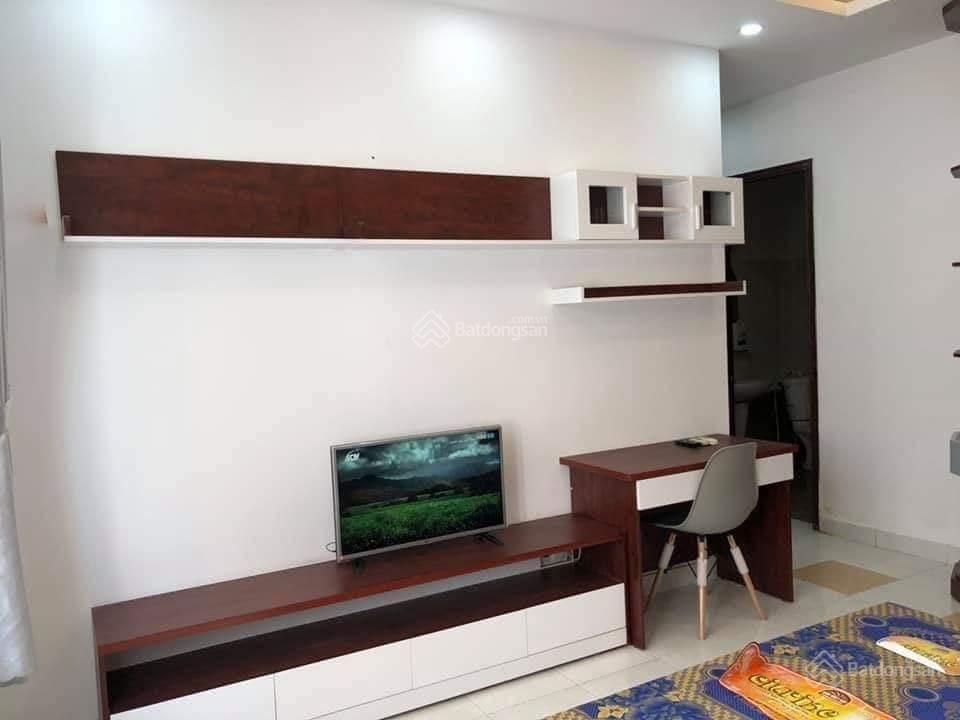 Cho thuê căn hộ cao cấp khánh hội 2, lầu cao, view đẹp, giá 12 tr/th. tel 0909 399 *** mr. hùng