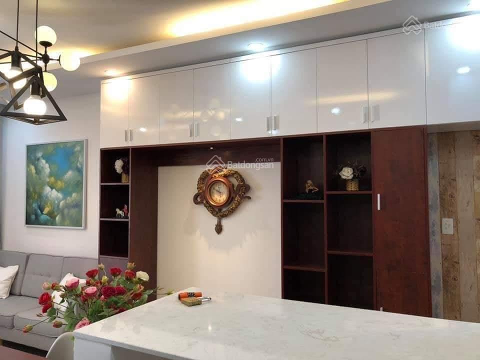Cho thuê căn hộ cao cấp khánh hội 2, lầu cao, view đẹp, giá 12 tr/th. tel 0909 399 *** mr. hùng