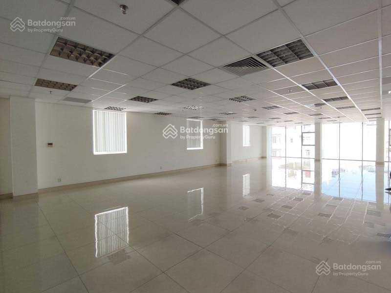Cho thuê văn phòng đường hoàng diệu, 120m2, giá thuê rẻ