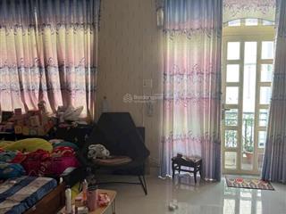 Cho thuê nhà nguyên căn 1 trệt 1 lầu , 2pn /2wc . giá 8 triệu / tháng