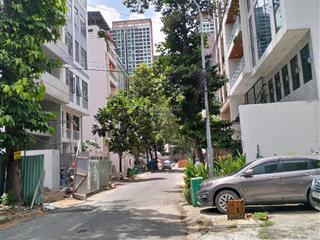Bán đất nền lô góc , kdc huy hoàng , p thạnh mỹ lợi .