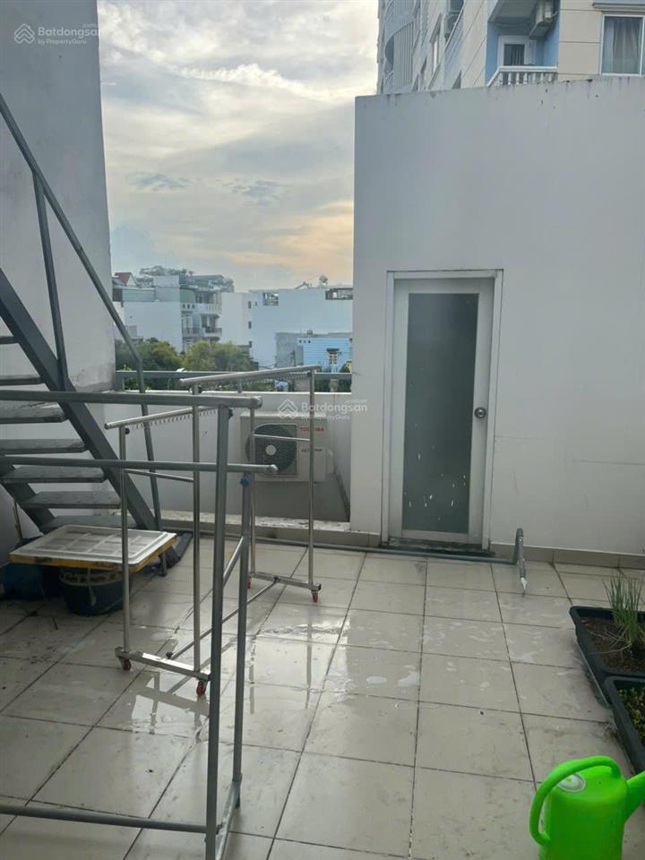 Bán nhà phố 3 tầng , p bình trưng tây , đường trước nhà 4m