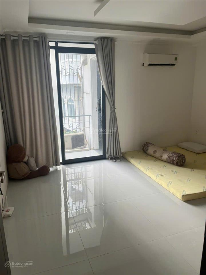 Bán nhà phố 3 tầng , p bình trưng tây , đường trước nhà 4m