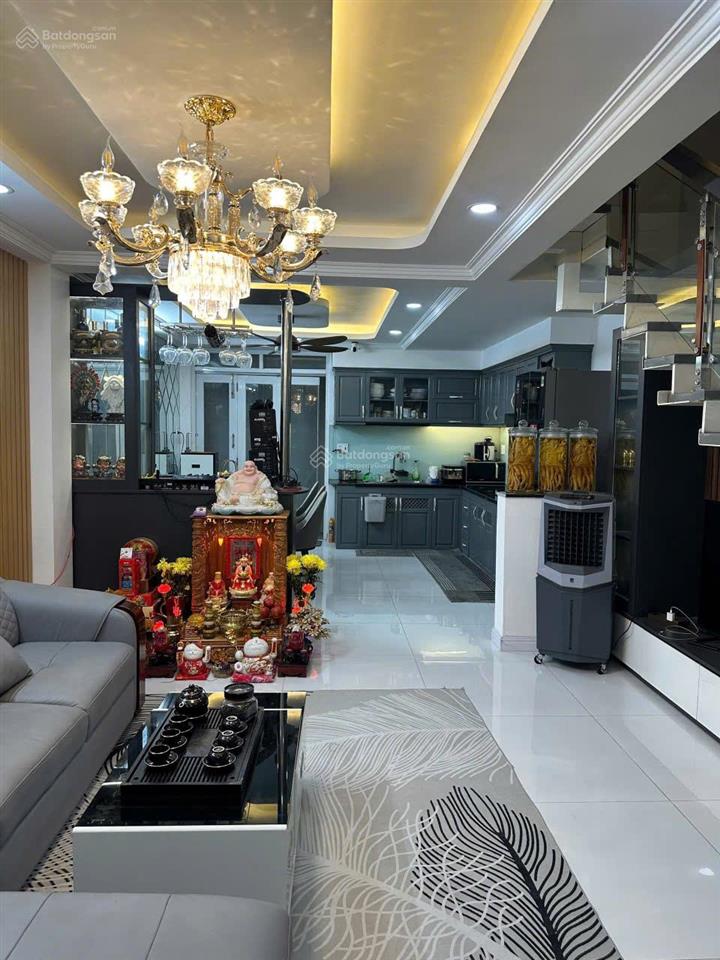 Bán nhà phố 3 tầng , p bình trưng tây , đường trước nhà 4m