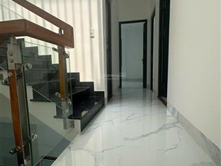 Bán nhà 3 tầng , 3pn / 3wc , 56m2 ( 7 x 8m ) , hẻm betong ,