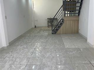 Bán nhà mặt đường số , 1 lầu , 2 phòng ngủ , 2wc , ô tô thông thoáng . h đông