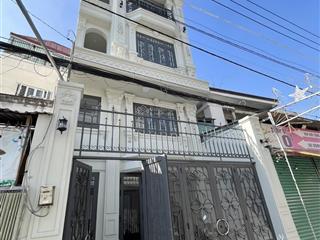 Bán nhà phố 4 tầng , gần chợ , mặt đường số thông thoáng