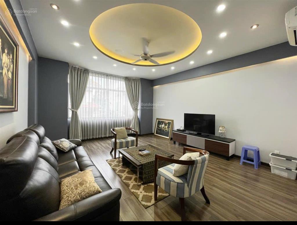 Nhà đẹp tìm chủ ! 104,9m2 , ngang 5 x 20,98 , 4 tầng , tặng nội thất , 4 phòng ngủ