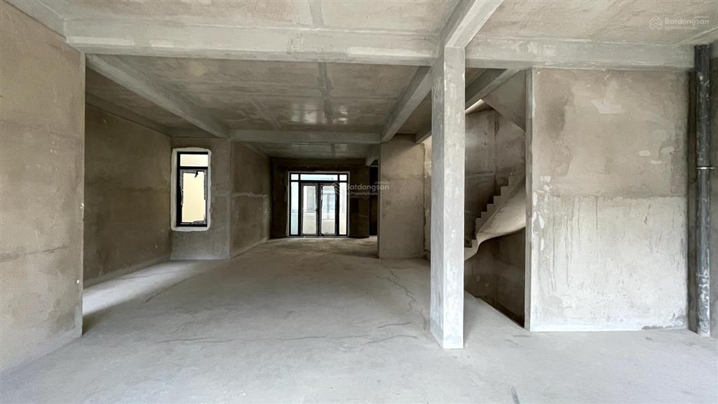 Biệt thự bason nhà thô 546m2 phù hợp kinh doanh mọi lĩnh vực