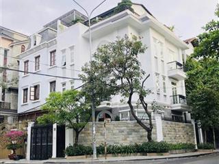 Cho thuê biệt thự đường hoa đào  phan xích long phú nhuận  10x16m, 4 tầng