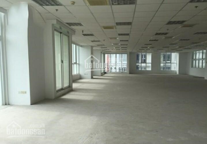 Cho thuê văn phòng the flemington tower đường lê đại hành, quận 11. dt 300m2.  0906 391 ***