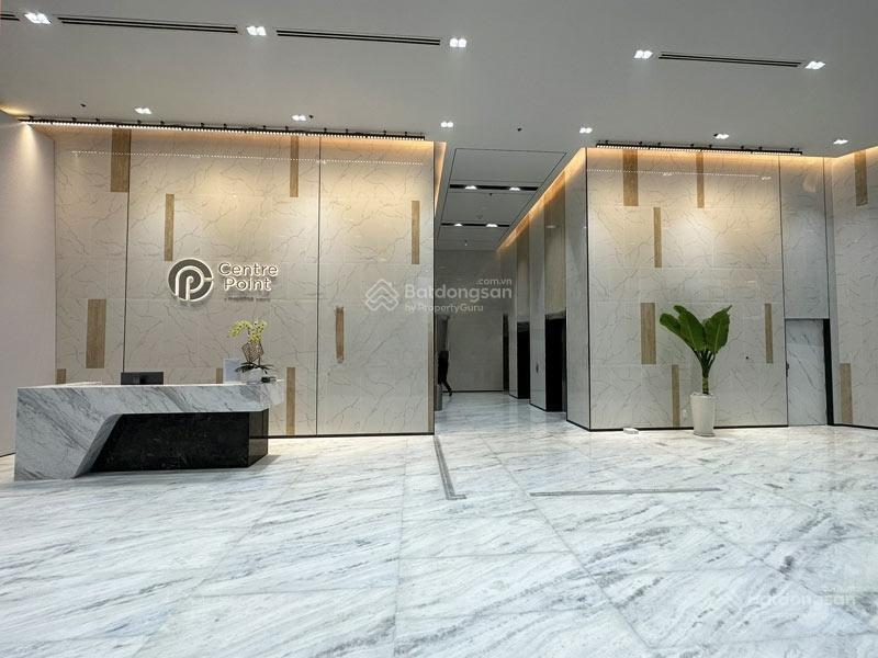 Cho thuê văn phòng centre point đường nguyễn văn trỗi, phú nhuận. dt 300m2.  0906 391 ***