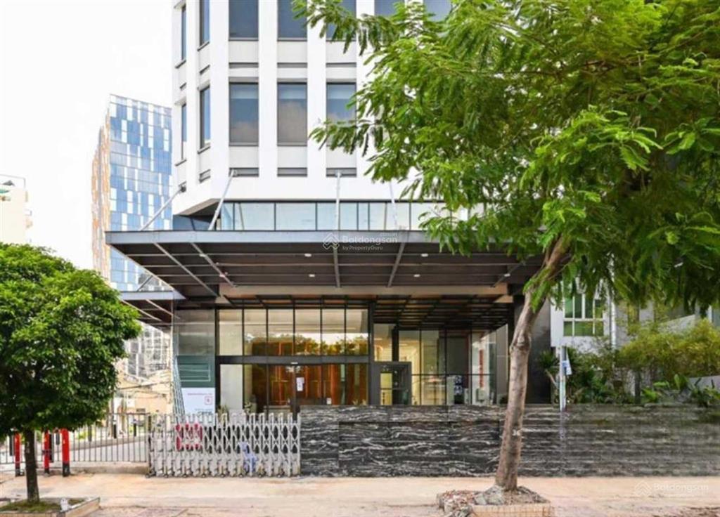 Cho thuê văn phòng phượng long 2 tower, nguyễn trường tộ, quận 4 dt 200m2.  0906 391 ***
