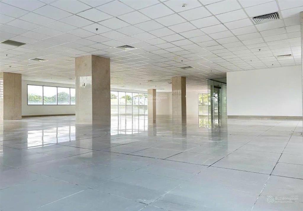 Cho thuê văn phòng, sarus building, nguyễn thị minh khai, quận 1, dt 200m2.  0906 391 ***