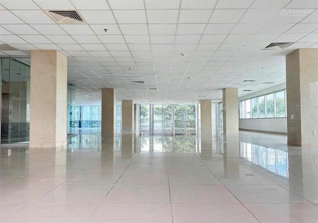 Cho thuê văn phòng, sarus building, nguyễn thị minh khai, quận 1, dt 200m2.  0906 391 ***