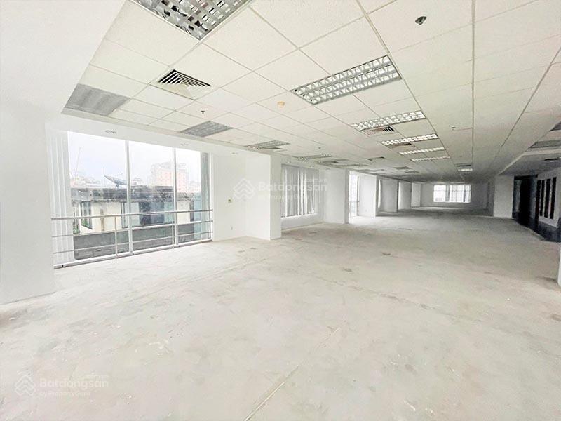 Cho thuê văn phòng central park đường nguyễn du, quận 1. dt 200m2.  0906 391 ***  zalo