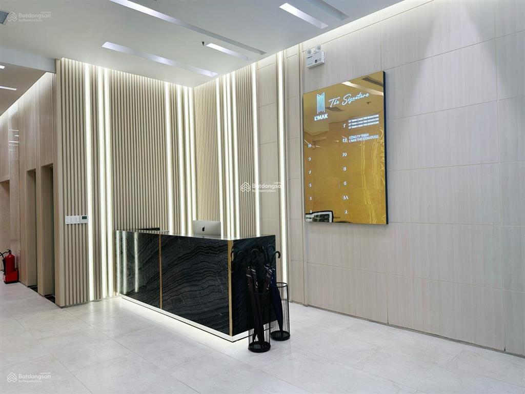 Cho thuê văn phòng l'mak the signature, đường hai bà trưng, quận 3. dt 200400m2.  0906 391 ***