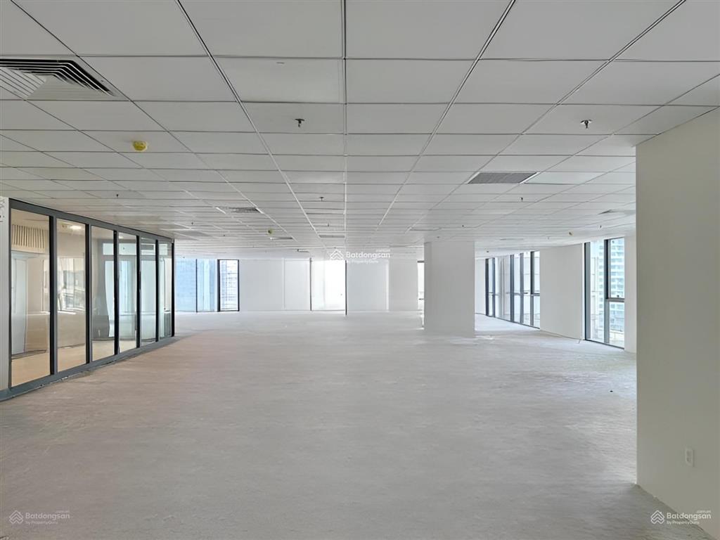 Cho thuê văn phòng l'mak the signature, đường hai bà trưng, quận 3. dt 200400m2.  0906 391 ***