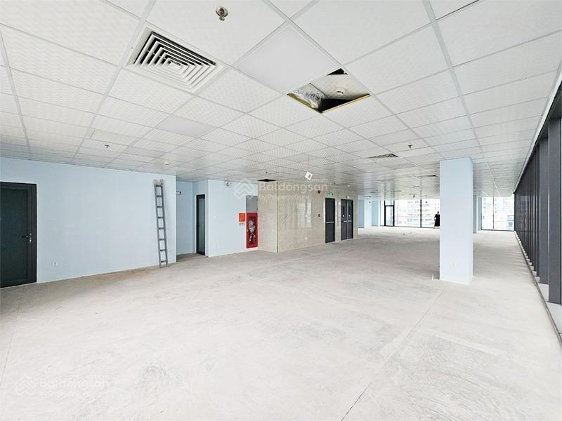 Enterprise tower, văn phòng cho thuê đường bến vân đồn, quận 4. dt 200m2.  0906 391 ***