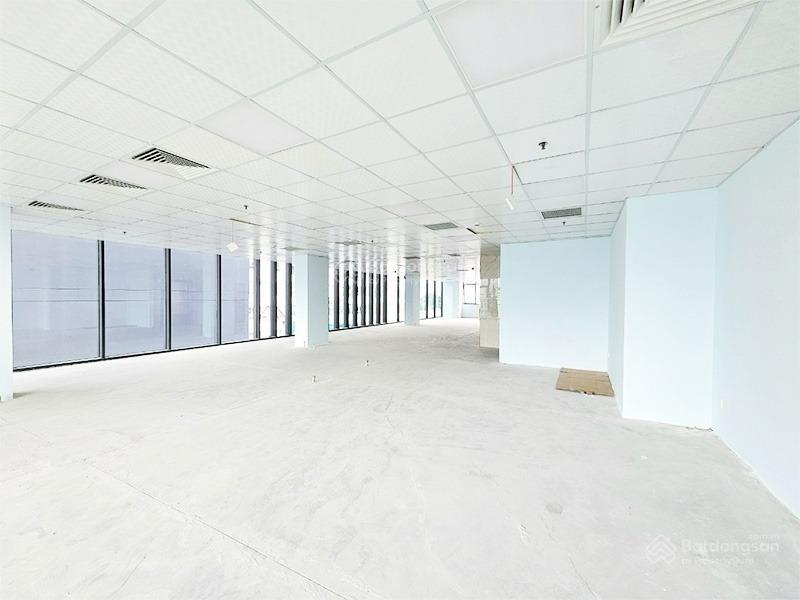 Enterprise tower, văn phòng cho thuê đường bến vân đồn, quận 4. dt 200m2.  0906 391 ***