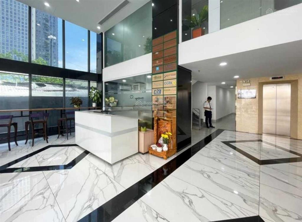 Ios building văn thánh đường điện biên phủ, bình thạnh dt 150m2.  0906 391 ***